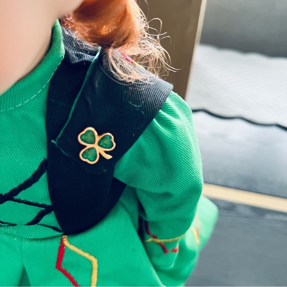 Vintage Tara G Series K Dublin Ireland / Irish Dancer Collector Doll Ori… - Picture 8 of 11